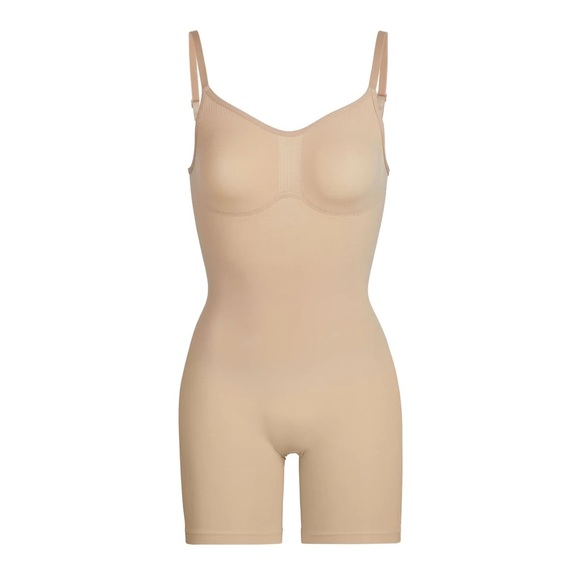 SKIMS Sculpting Bodysuit Mid Thigh with Open Gusset, L/XL, Clay - Picture 1 of 8